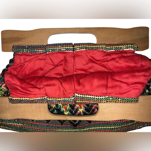 70s Vintage Tapestry Clutch Wood Handle Embroidered ZigZag Boho Hippie Bag - Picture 2 of 6